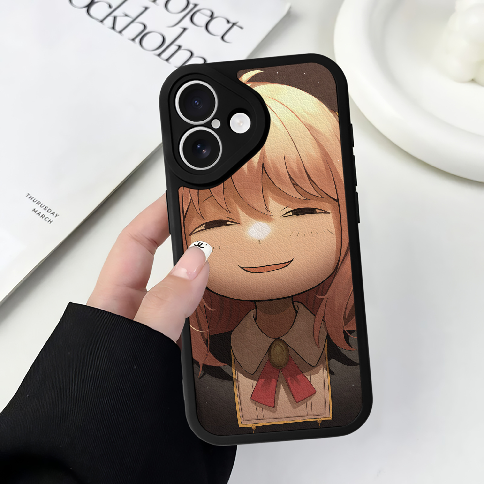 （画像用） SPY×FAMILY间谍家家酒 【iPhone 16シリーズ対応】シリコンスマホケース（レザー調） 材質：シリコン